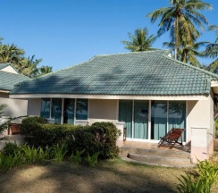 Двухместное бунгало Superior рядом с пляжем двуспальная кровать в Good Days Lanta Beach Resort