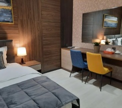 Номер Luxury в Home Hotel