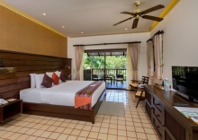 Номер Deluxe в Khaolak Wanaburee Resort