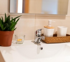 Двухместный номер Standard двуспальная кровать в Peach Hostel & Suites
