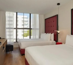 Двухместный номер Sunset 2 отдельные кровати в UMA House by Yurbban South Beach