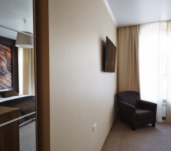 Люкс с балконом в Geleon