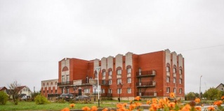 Дедовичи: Отель Русь