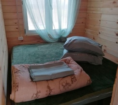 Коттедж улучшенный с 2 двуспальными кроватями №10 в Янтарная