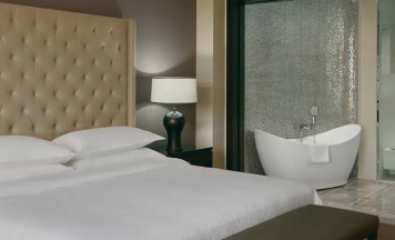 Двухместный люкс Diplomat двуспальная кровать в Hilton Dushanbe Hotel