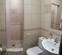 Комфорт с 1 или 2 отдельными кроватями или 3 односпальные кровати в День и ночь