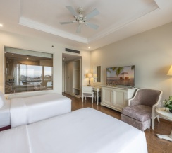 Двухместный номер Deluxe с видом на океан 2 отдельные кровати в Vinpearl Resort & Spa Nha Trang Bay