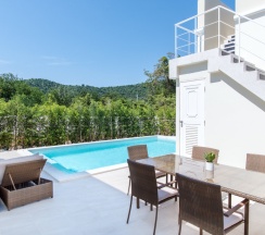 Вилла Luxury с балконом и с красивым видом из окна в Отель The Oriental Beach Pearl