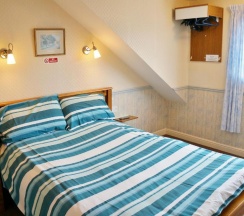 Двухместный номер Standard двуспальная кровать в The Captain Guesthouse