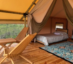 Глэмпинг трехместный в Caspian Camp