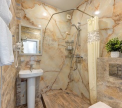 Студия с кухней в Владиаль