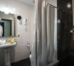 Двухместный номер Comfort двуспальная кровать в Hotel De Paris