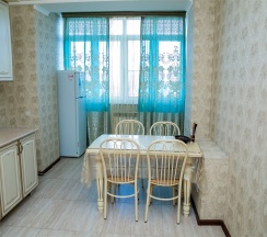 М.Горького 85Б. 1-комн.кв., 9-этаж, 120 в АнтиОтель