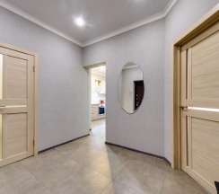 Апартаменты Полулюкс (с видом на город) в Gallery Apartments (Гэлари Апартментс)