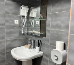 Апартаменты на мансарде в Шатун