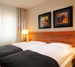 Двухместный номер Comfort двуспальная кровать в Отель Maritim München