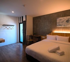 Двухместный номер Standard двуспальная кровать в The Arbern Hostel x Bistro