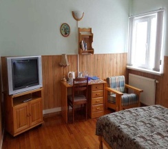 Номер стандарт с 2 двуспальными кроватями (с завтраком) в Транзит