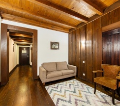 Улучшенный двухместный с двуспальной кроватью в Гладенькая