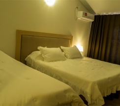 Трехместный стандартный номер на двух-трех гостей с балконом и видом во двор(Корпус Б) в Оптимист