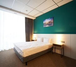"Лидер продаж" Стандарт с одной большой двуспальной кроватью в Urban hotel