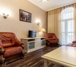 Модерн  (Двухкомнатный 3-х местный номер с балконом) в Odeon