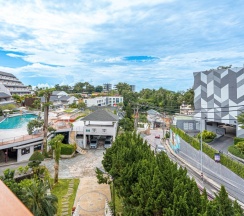 Номер Superior с балконом и с красивым видом из окна в Отель Orchidacea Resort