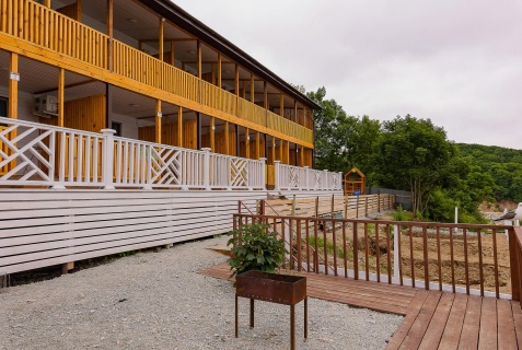 Андреевка: Гостевой дом Море и песок