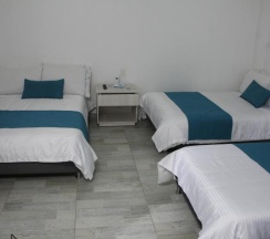Трёхместный номер Standard в Almaviva Casa Hotel