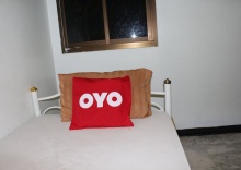 Одноместный номер Economy односпальная кровать в OYO 985 The Twins Hostel