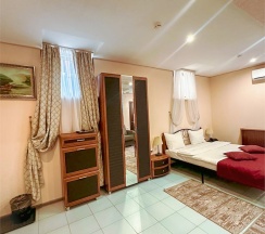 Первая категория-стандартный трехместный номер в Олимпия