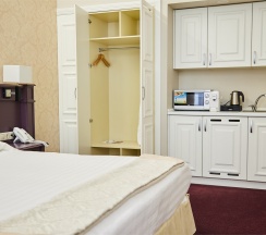 Полулюкс: Семейный комфорт с мини-кухней в The Bridge hotel