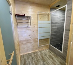 Четырёхместный коттедж в RiverBank