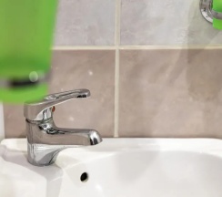 Двухместный номер первой категории Стандарт 2 отдельные кровати в Нефтяник