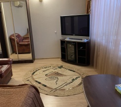 Номер стандарт с 1 двуспальной кроватью в Комильфо