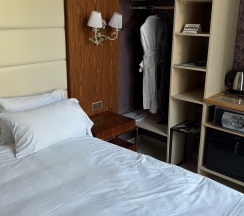 NAPOLI  в Malakhovka Palace