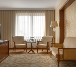 Двухместный полулюкс двуспальная кровать в President Hotel Minsk