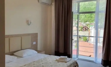 Номер Deluxe с балконом в Bella