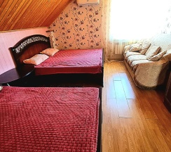 Семейный номер Classic с красивым видом из окна в Green house