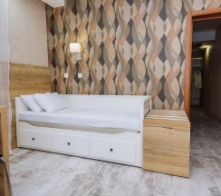 Номер люкс семейный в Маликон