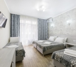 4-х местный комфорт с балконом в White Hotel