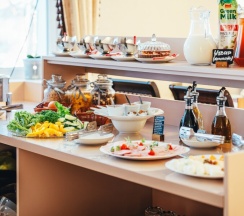 Люкс двухкомнатный с ванной в Лабиринт