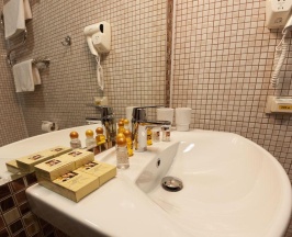 Номер стандарт с 1 двуспальной кроватью в Hotel Kirov