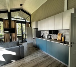 Коттедж улучшенный в Семиозерье