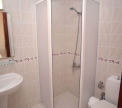 Трёхместный номер Standard с красивым видом из окна в The Tower Hotel