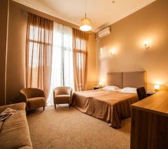 Двухместный номер Standard с балконом двуспальная кровать в Amra