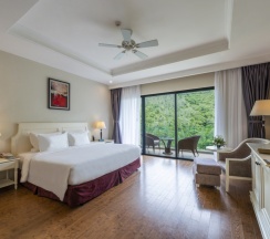 Двухместный номер Deluxe двуспальная кровать в Vinpearl Resort & Spa Nha Trang Bay