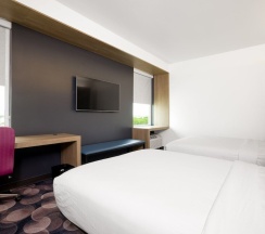 Четырёхместный номер Standard в Aloft Austin Airport