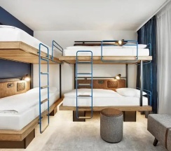 Четырёхместный номер в H2 Hotel München Olympiapark