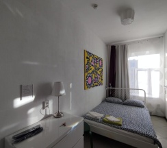 Двухместный номер эконом-класса с 1 кроватью и общей ванной комнатой в Vitamin rooms